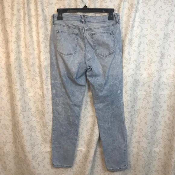 Jessica Simpson light wash blue denim embroidered size 29 - Picture 2 of 5